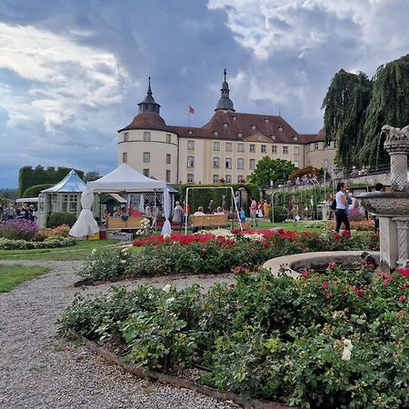 Ferienwohnung Hohenlohe -Residenz-Svetlana Langenburg Exterior foto